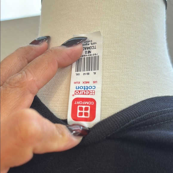 Black Graphic T-Shirt - Picture 4 of 4